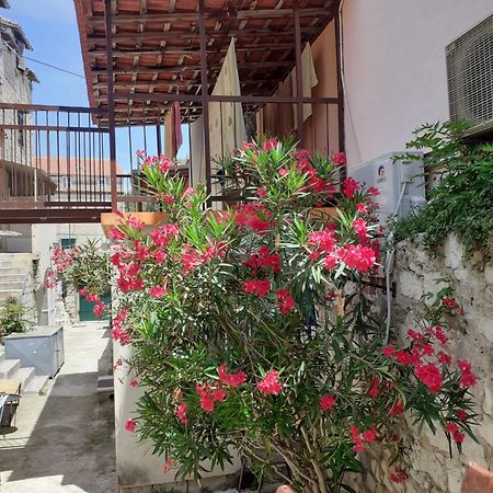 Oleander Apartments Split Buitenkant foto